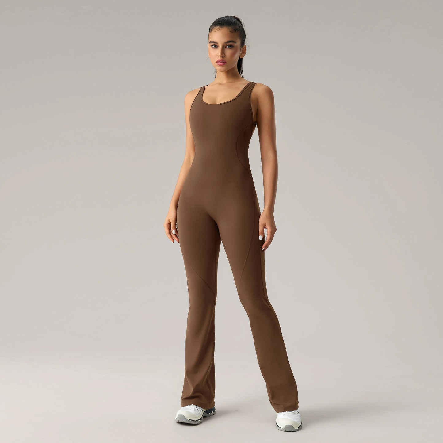 Yoga-Jumpsuit mit schönem Rücken, elastischem, figurformendem Fitnessanzug Produktbild – VYROX