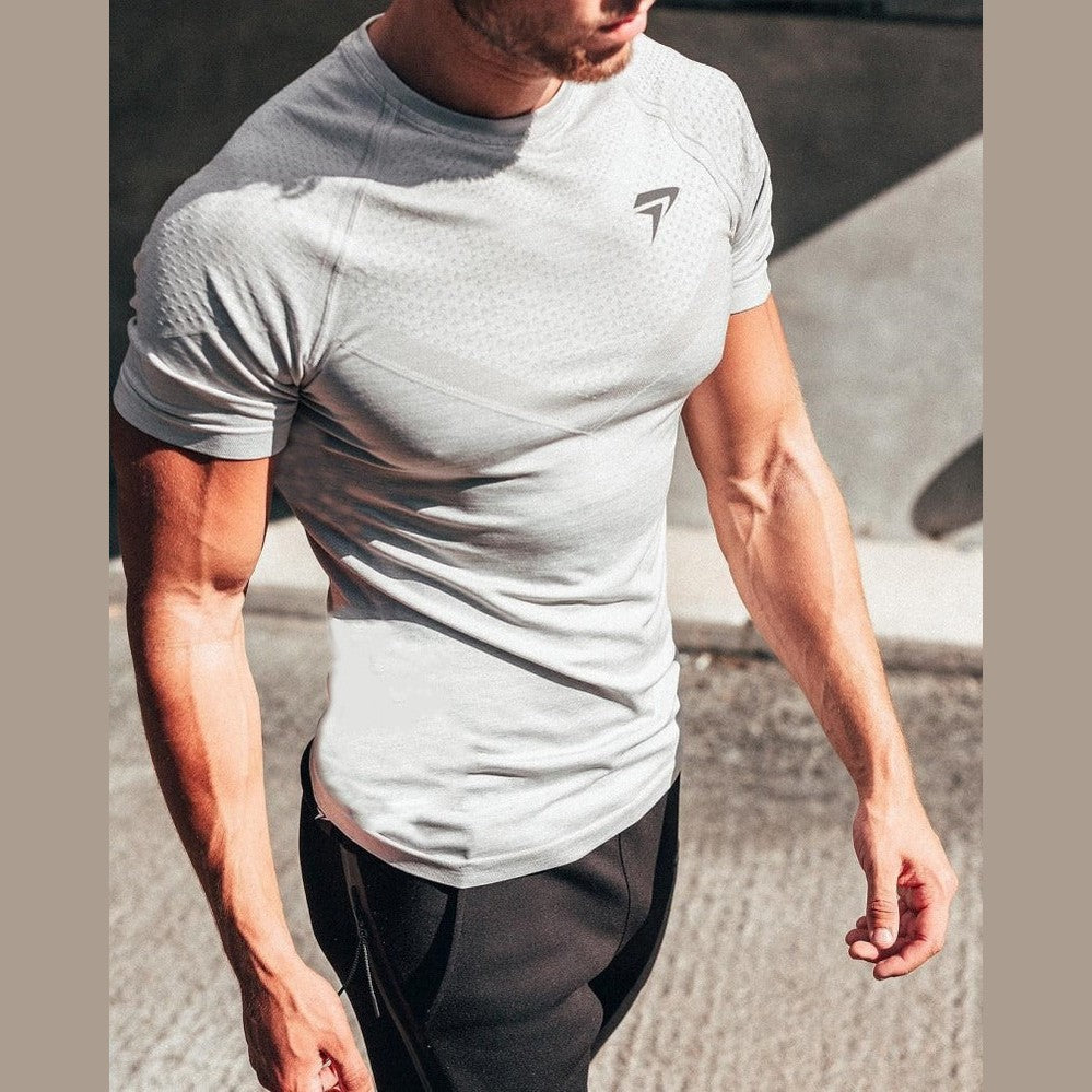 Slim-Fit Running T-Shirt – VYROX Fitnesswear