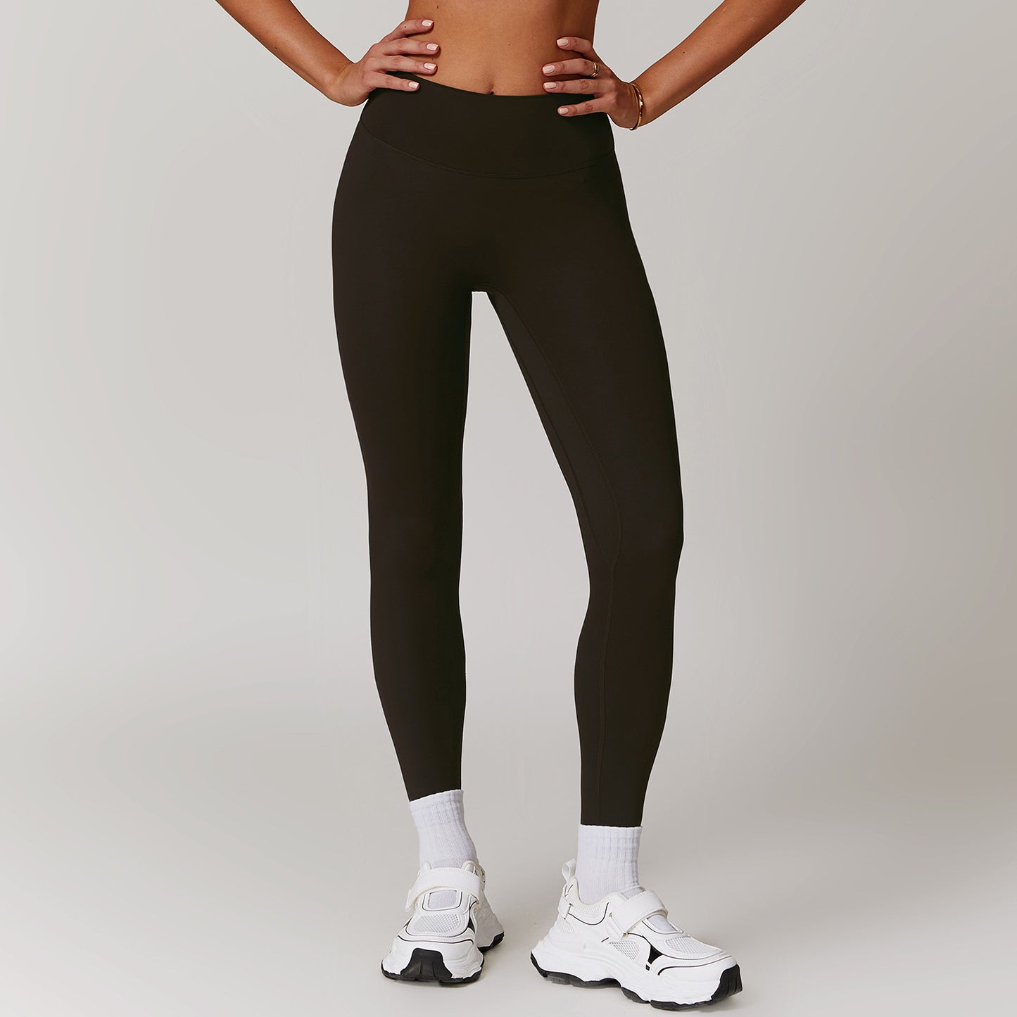 Hip- &amp; Butt-Lifting Leggings&nbsp; Detailansicht – VYROX