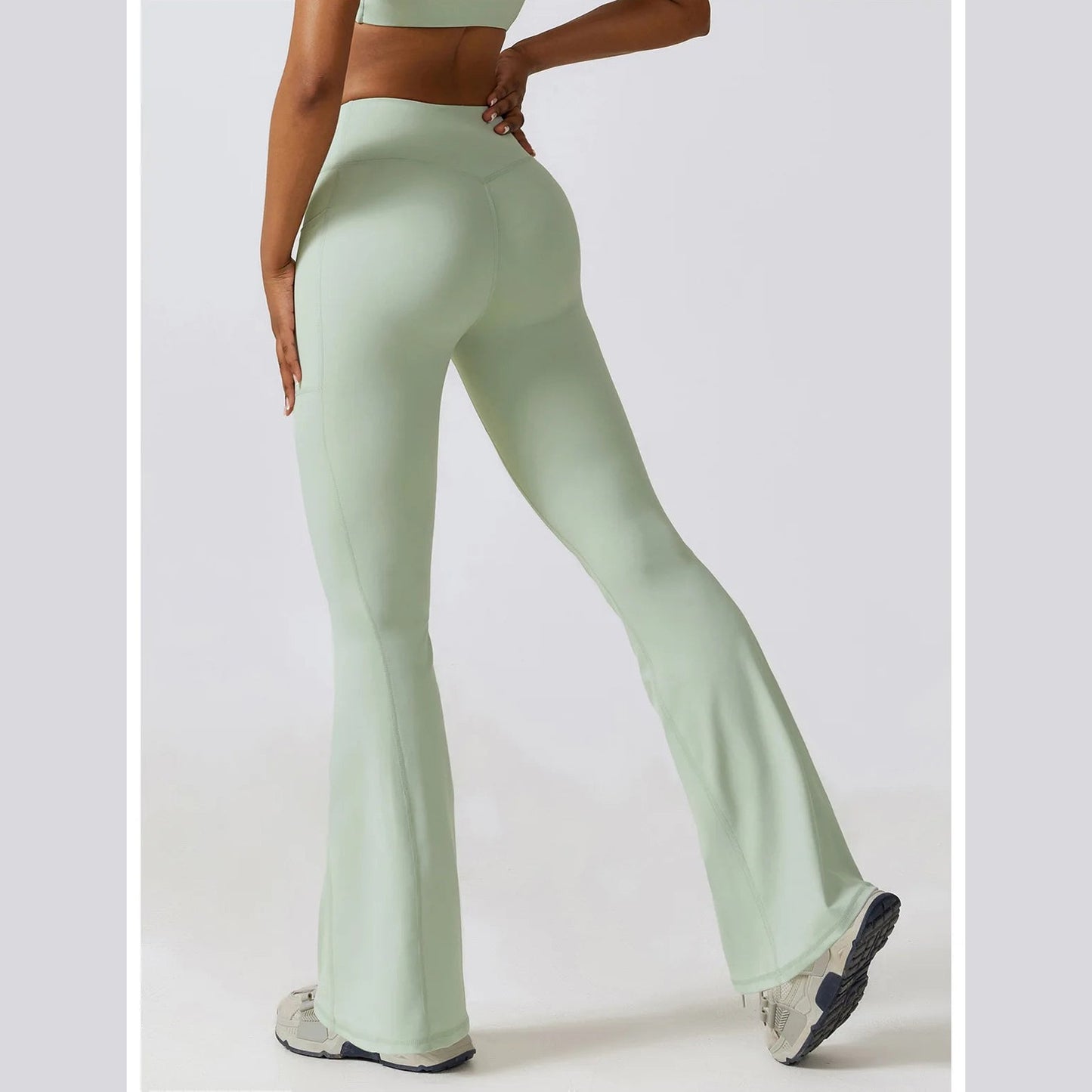 Stretch Fitness Flared Leggings Produktbild – VYROX