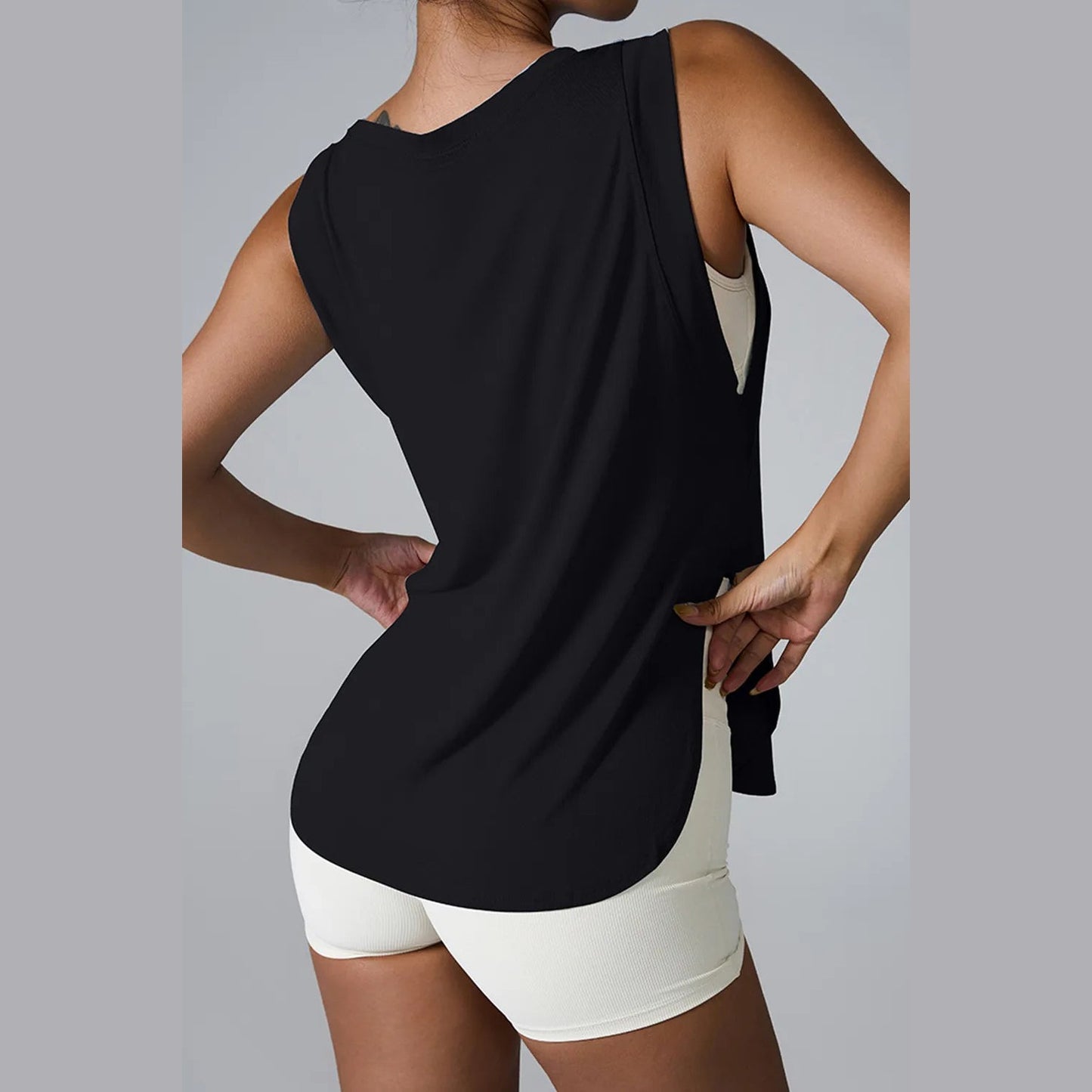 Tanktop mit geschlitztem Rundhalsausschnitt – Ansicht 6 – VYROX
