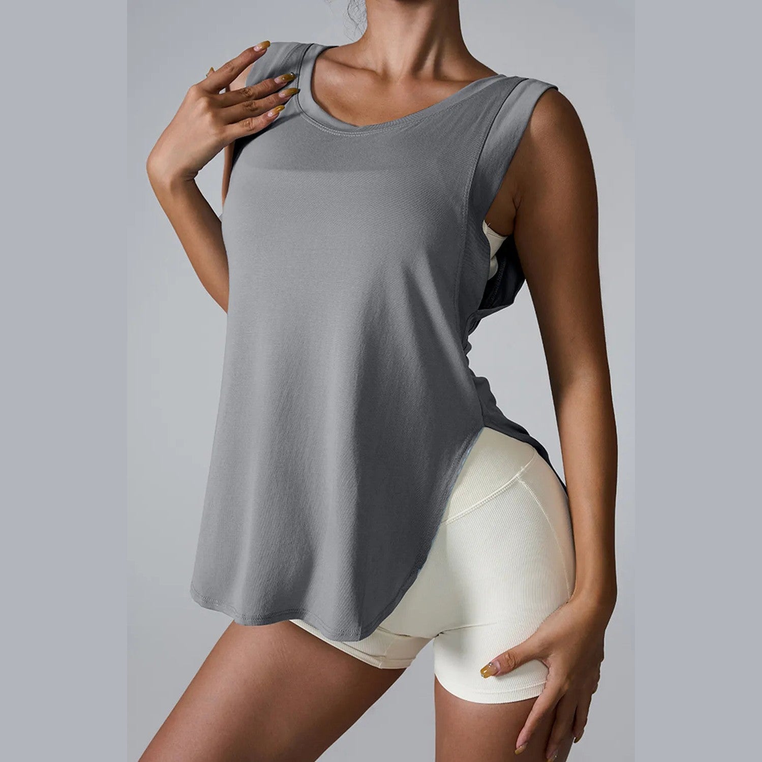 Tanktop mit geschlitztem Rundhalsausschnitt – Ansicht 8 – VYROX