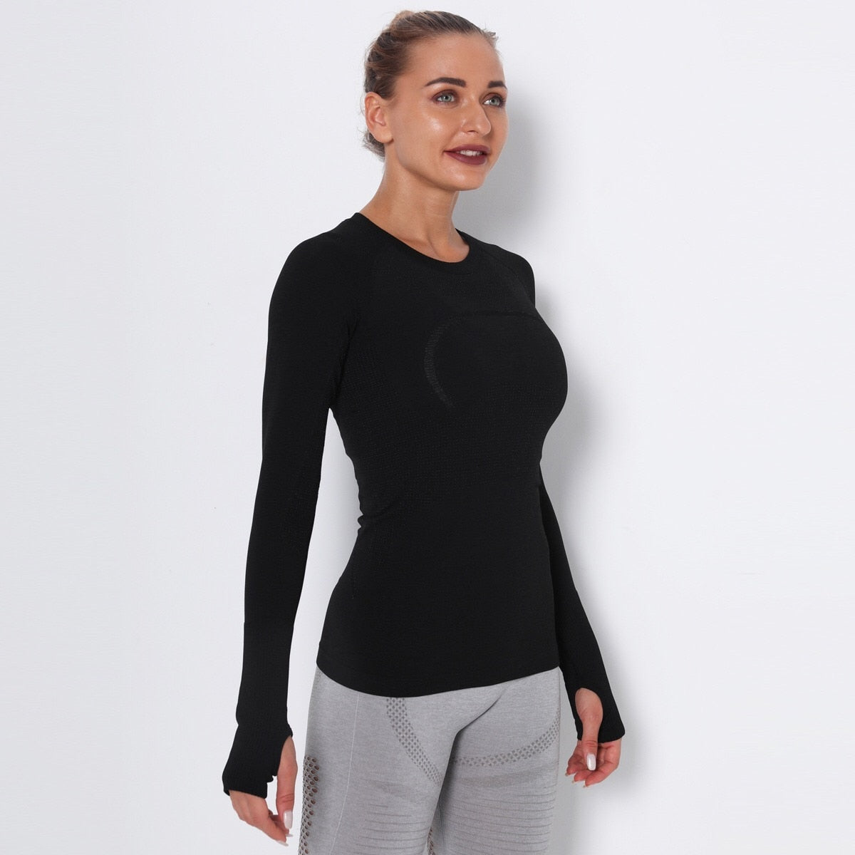 Sportliches Long-Sleeve Yoga Top Produktbild – VYROX