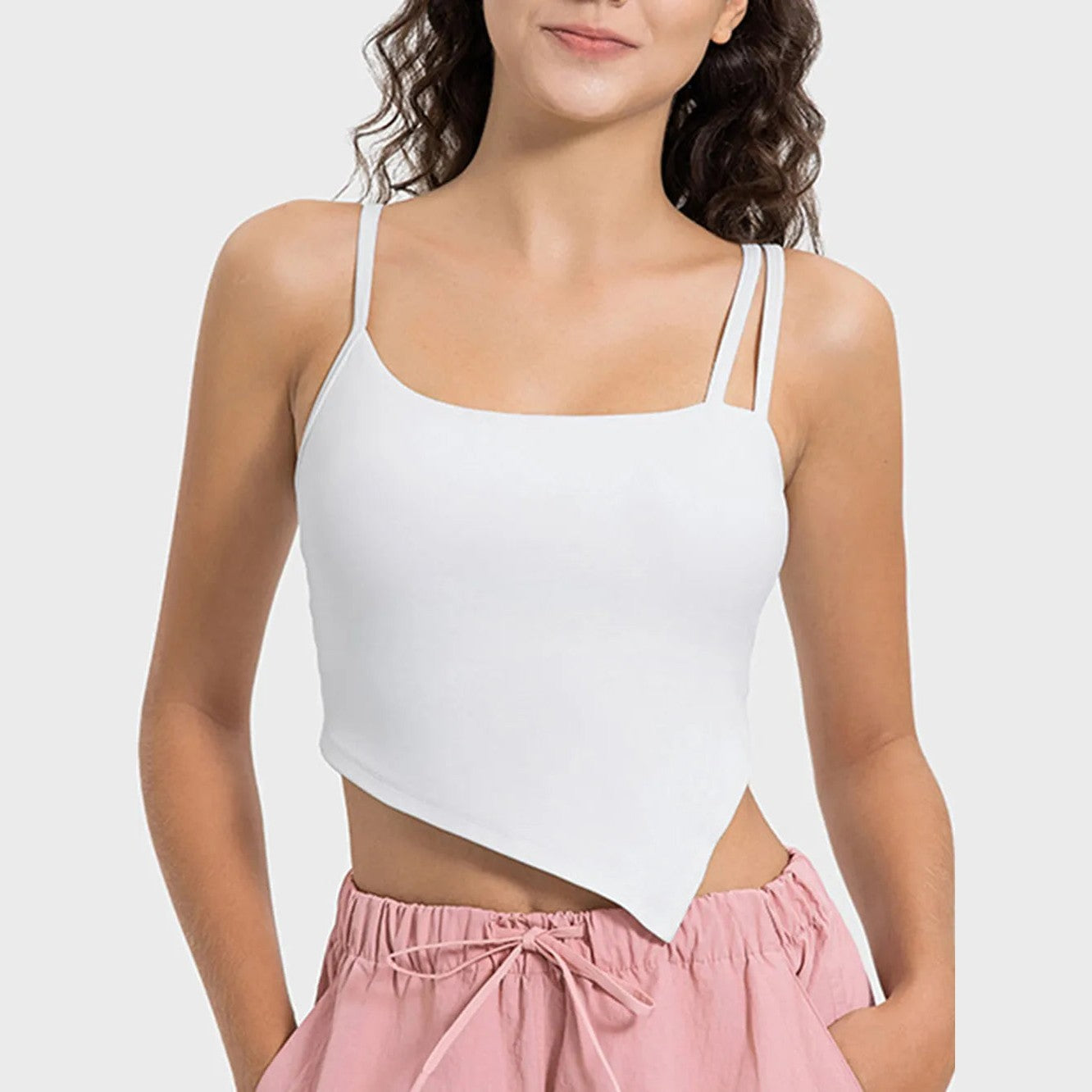 Asymmetrisches Neckholder-Top mit Schlitz – Ansicht 6 – VYROX