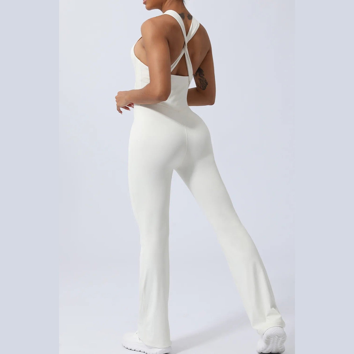 Ärmelloser Jumpsuit mit gekreuzten Trägern – Ansicht 10 – VYROX