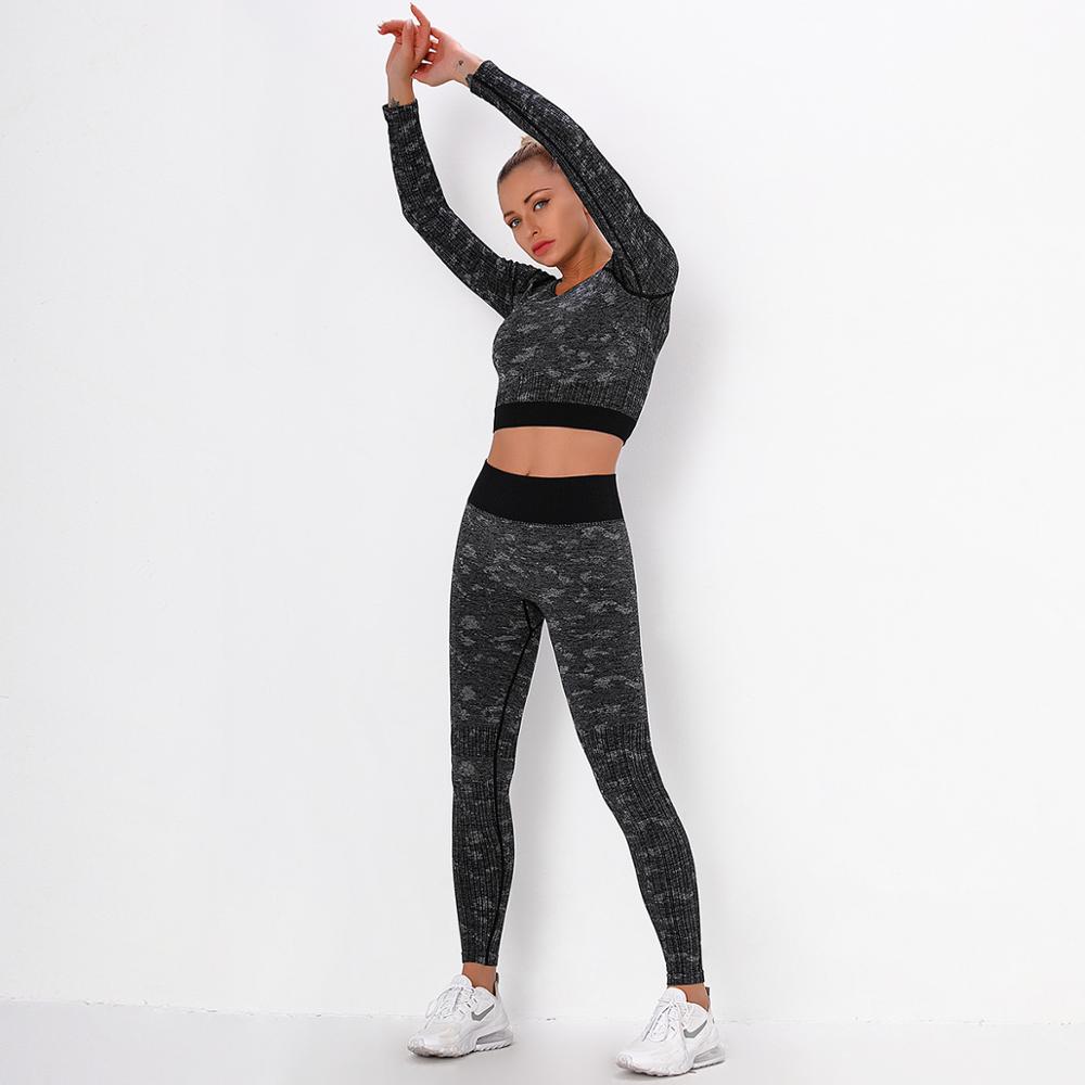 Yoga Sweat Suit – 3-teiliges Fitness-Set – Ansicht 5 – VYROX