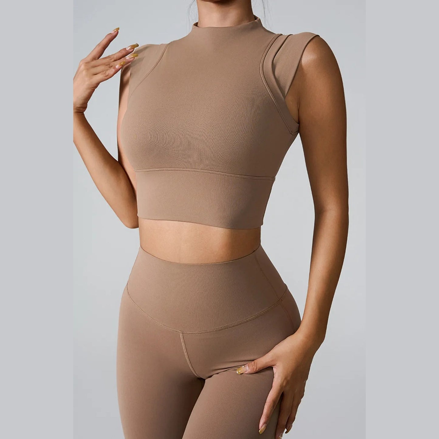 Aktives Tanktop mit Stehkragen – VYROX Fitnesswear