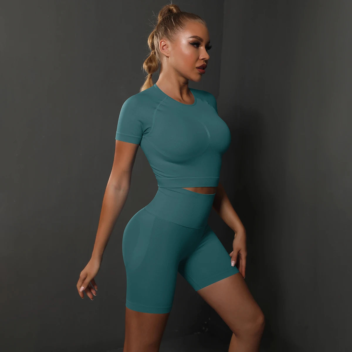 Peach Buttocks Yoga Set – VYROX Fitnesswear