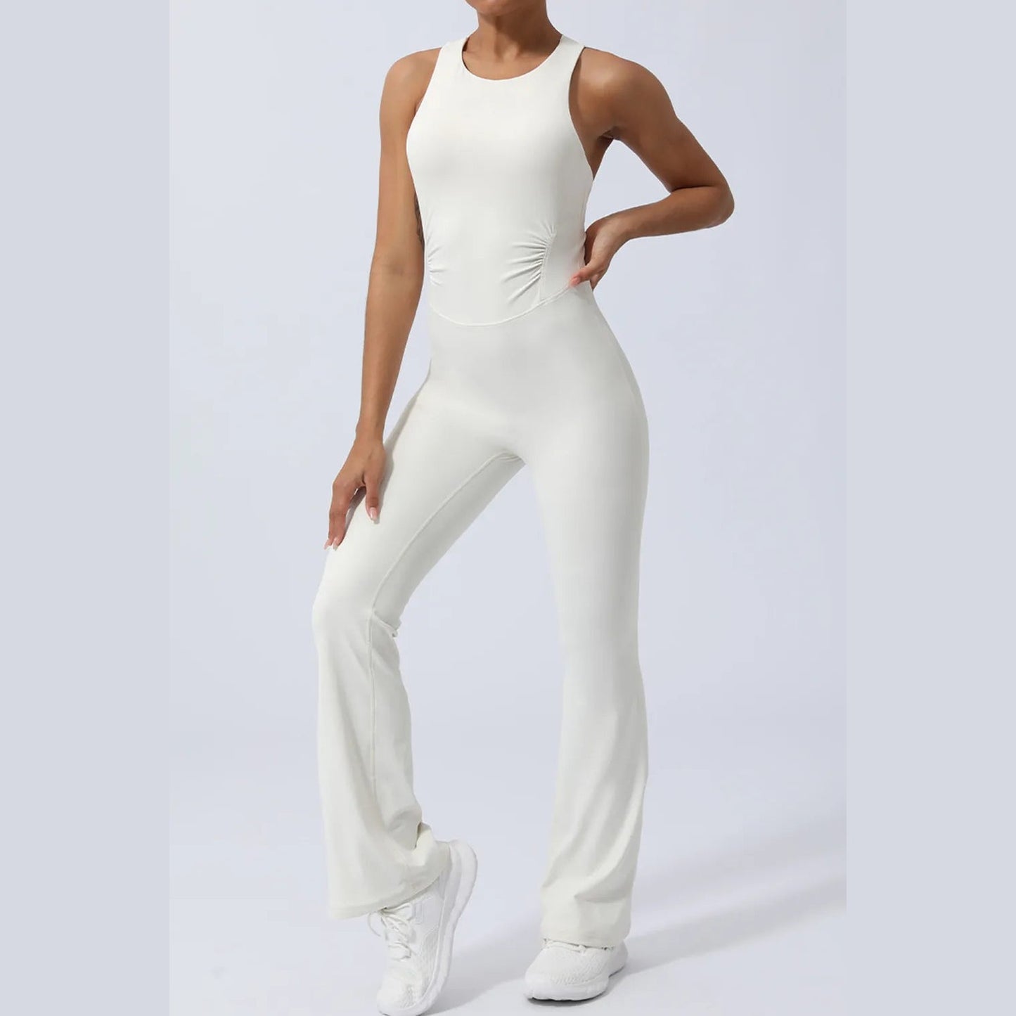 Ärmelloser Jumpsuit mit gekreuzten Trägern – Ansicht 9 – VYROX