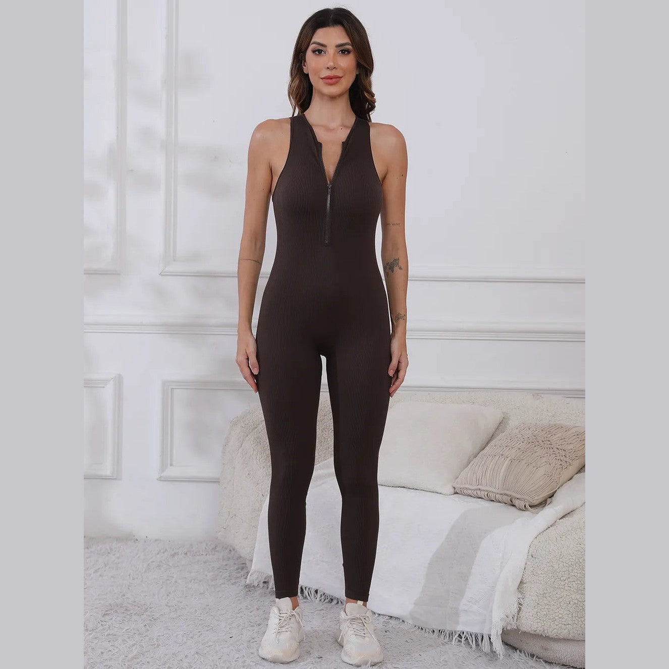 Sportlicher Jumpsuit mit halbem Reißverschluss – VYROX Fitnesswear